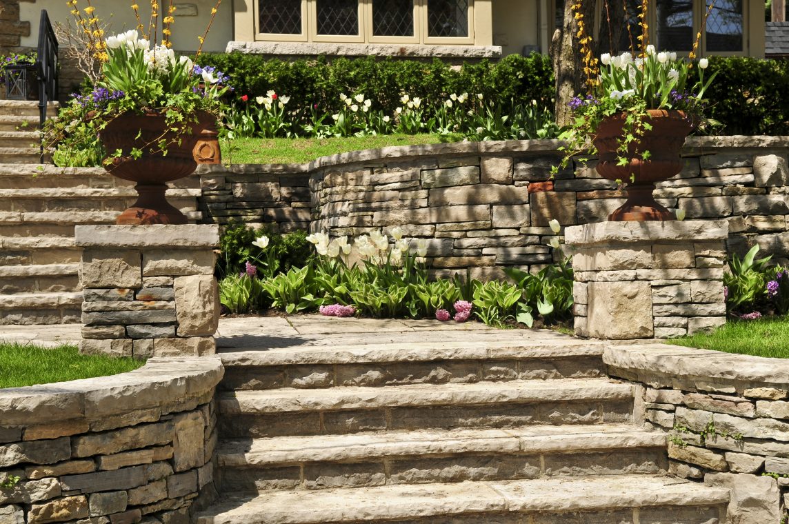 retaining wall trends